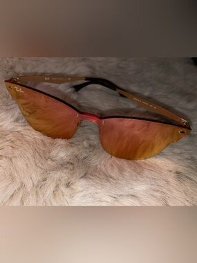 Ray-Ban Unisex Red Mirrored Rimless Sunglasses
